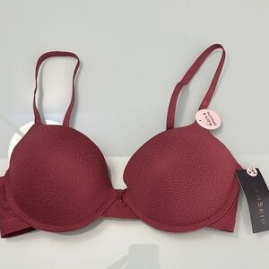 NWT Danskin Sleek and Smooth Push Up Bra